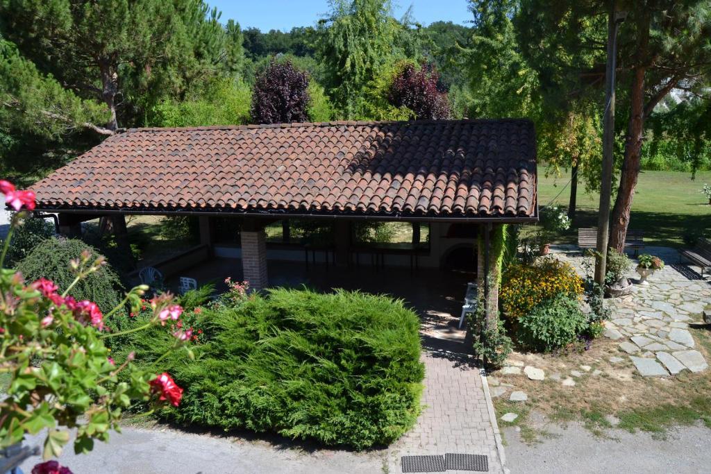 Trattoria Vecchio Mulino Bed & Breakfast Niella Tanaro Exterior foto